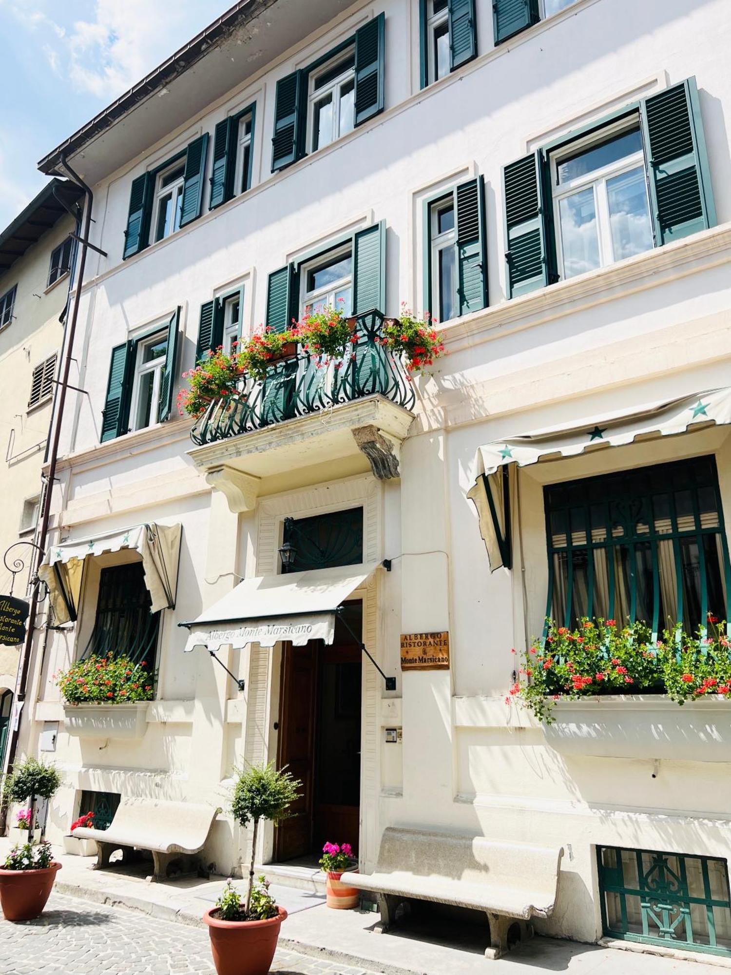 Monte Marsicano Hotel Pescasseroli Exterior foto